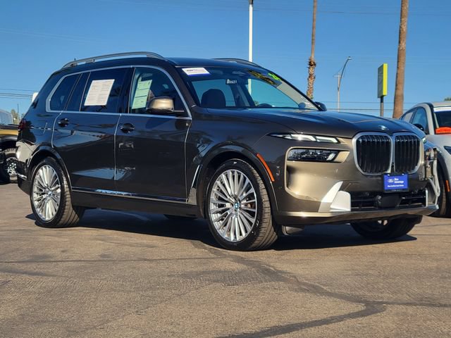 Used 2024 BMW X7 xDrive40i w/ Parking Assistance Package AWD/4WD image 31