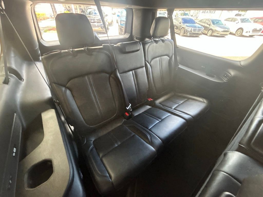 Used 2024 Jeep Wagoneer L Series II w/ Flexible Seating Group image 30