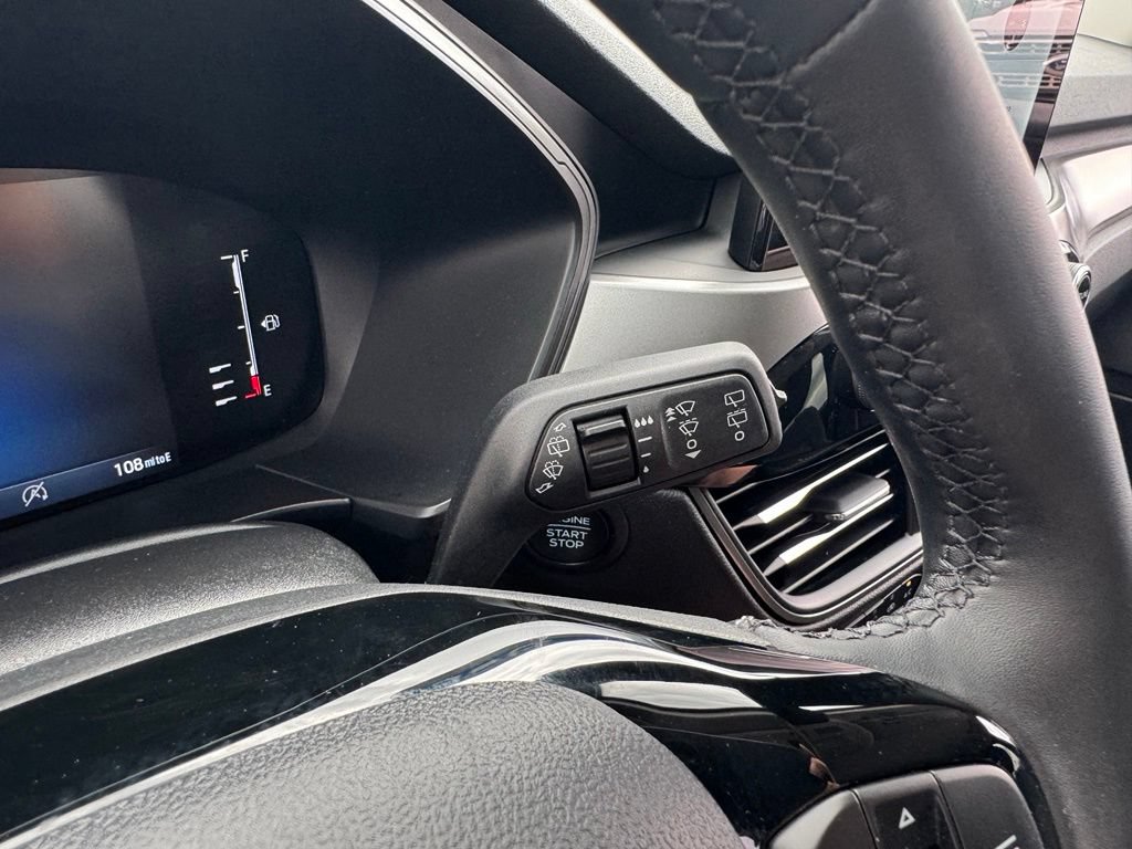Certified 2024 Ford Escape Active AWD/4WD image 31