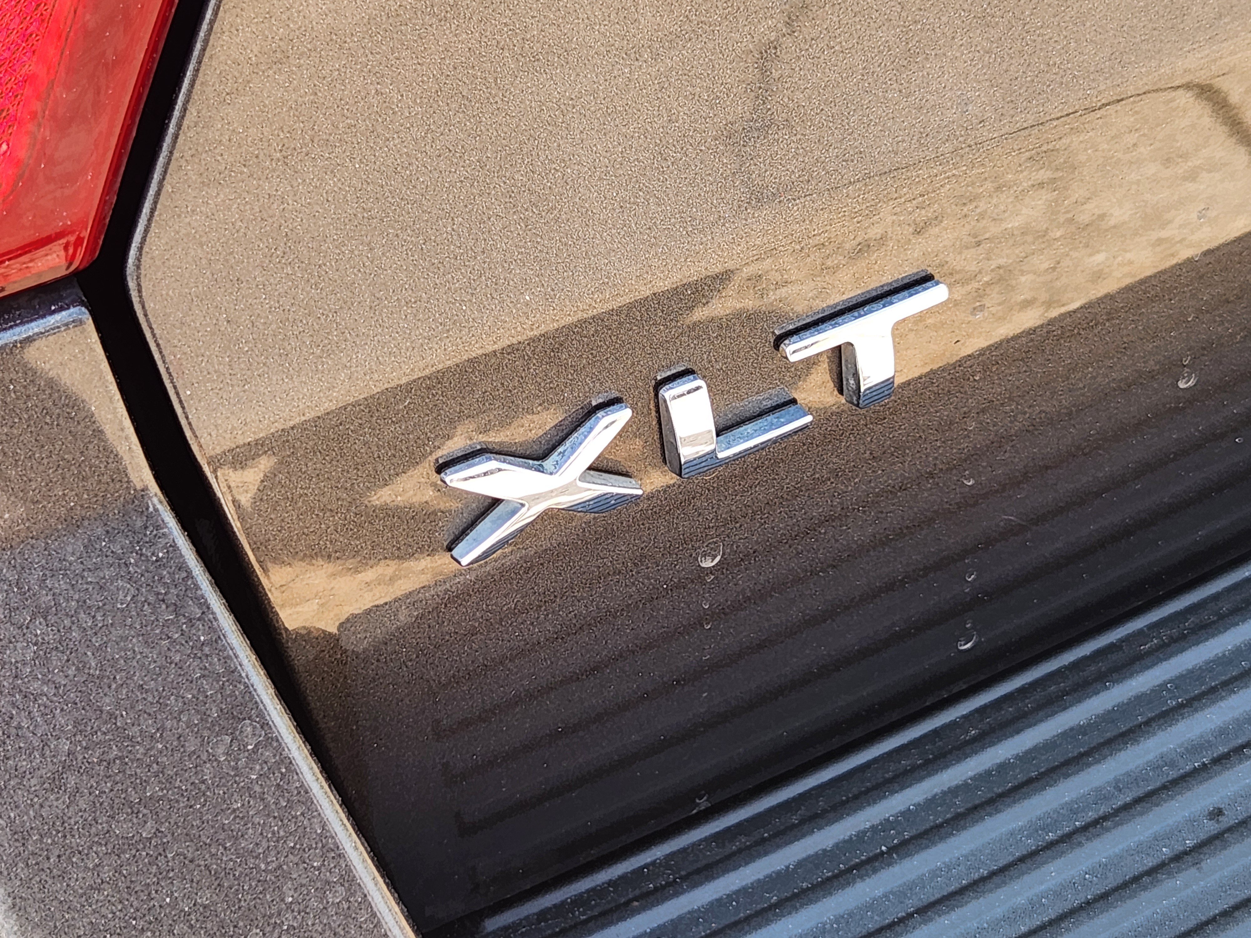 Certified 2020 Ford Expedition Max XLT w/ Equipment Group 202A RWD image 8