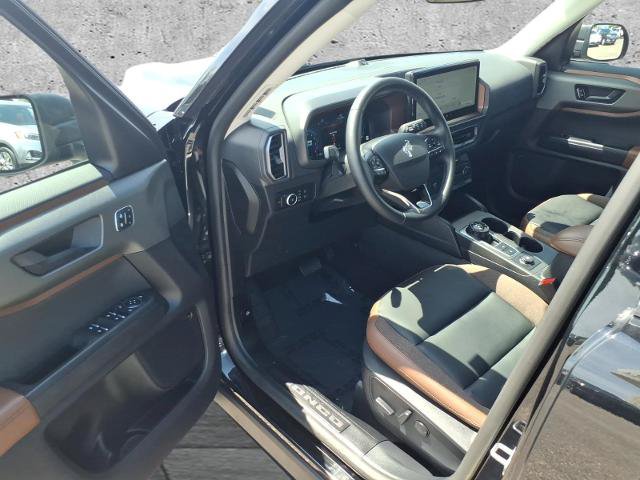 Certified 2025 Ford Bronco Sport Outer Banks w/ Outer Banks Tech Package+ AWD/4WD image 13
