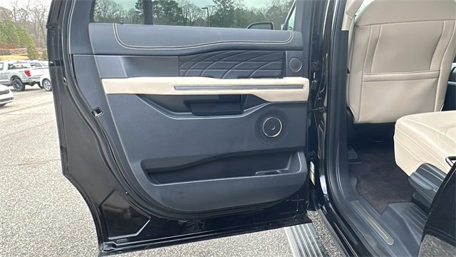 Certified 2022 Ford Expedition Max Platinum image 20