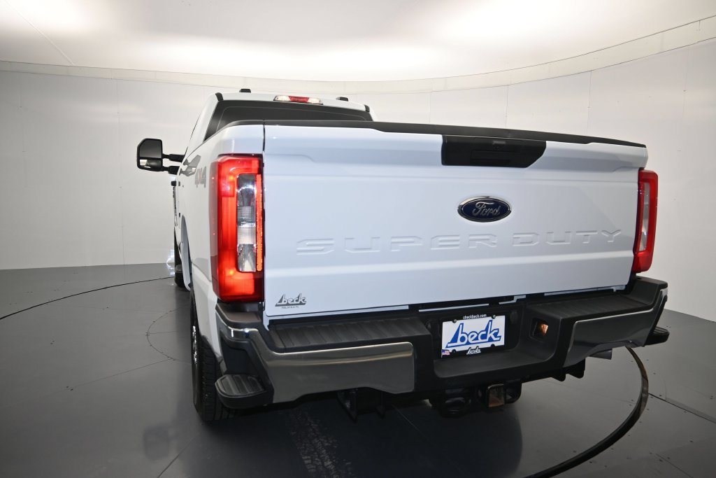 Certified 2025 Ford F250 XL w/ XL Driver Assist Package AWD/4WD image 21