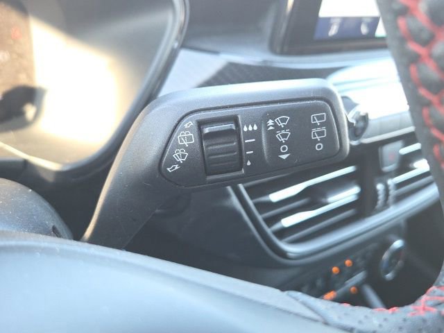 Certified 2024 Ford Escape ST-Line w/ Cold Weather Package image 43