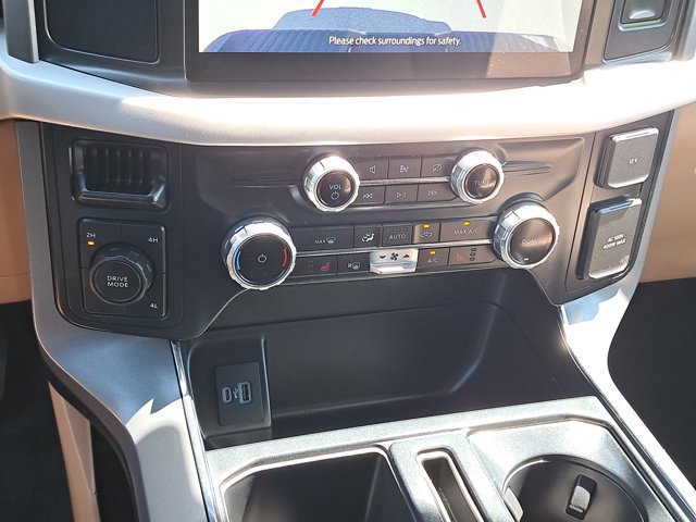 Certified 2022 Ford F150 XLT w/ Equipment Group 302A High image 32