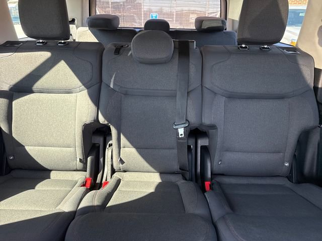 Certified 2025 Ford Expedition Active image 19