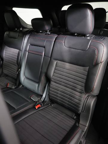 Certified 2025 Ford Explorer ST-Line w/ ST-Line Street Pack AWD/4WD image 15