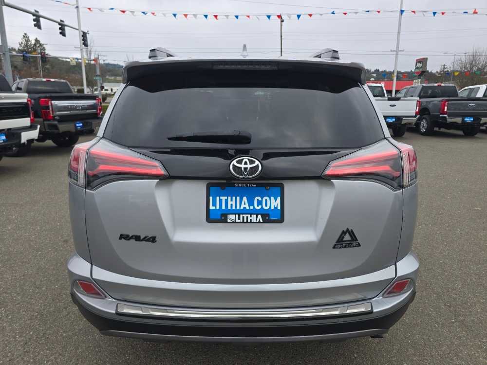 Used 2018 Toyota RAV4 Adventure image 4