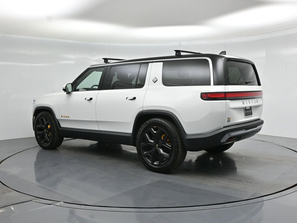 Used 2024 Rivian R1S Adventure AWD/4WD image 5