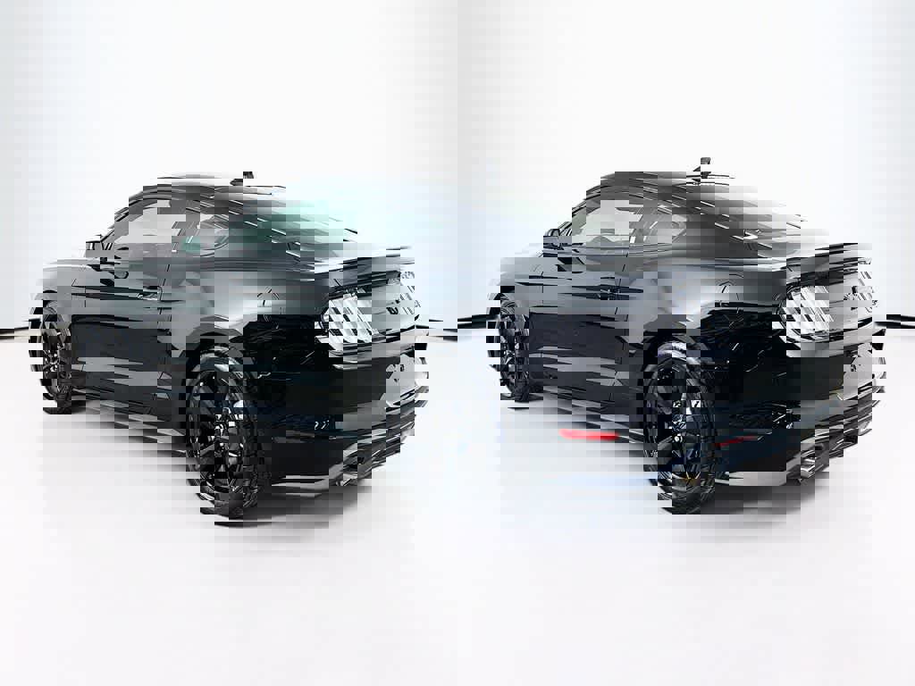 Certified 2022 Ford Mustang Coupe w/ Black Accent Package image 3