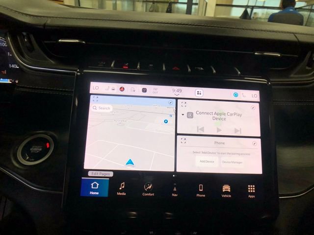 Used 2024 Jeep Grand Cherokee Overland w/ Luxury Tech Group IV image 15