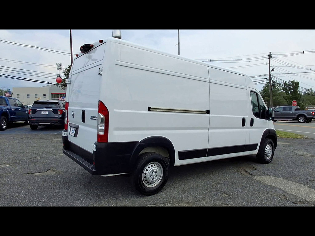 Used 2026 RAM ProMaster 2500 w/ Convenience Group FWD image 8