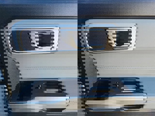 Certified 2023 Ford Explorer XLT w/ Equipment Group 202A image 32