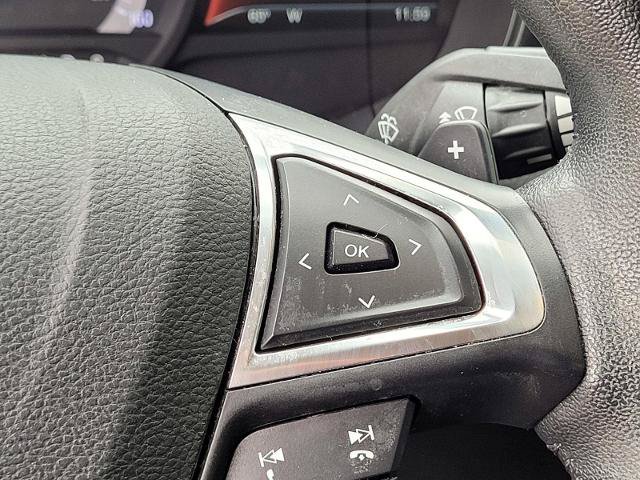 Certified 2018 Ford Fusion SE w/ Equipment Group 201A FWD image 31