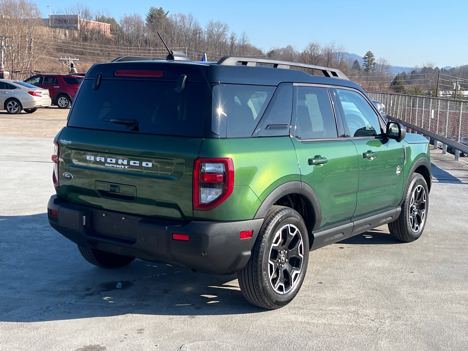 Certified 2025 Ford Bronco Sport Outer Banks w/ Outer Banks Tech Package+ image 3
