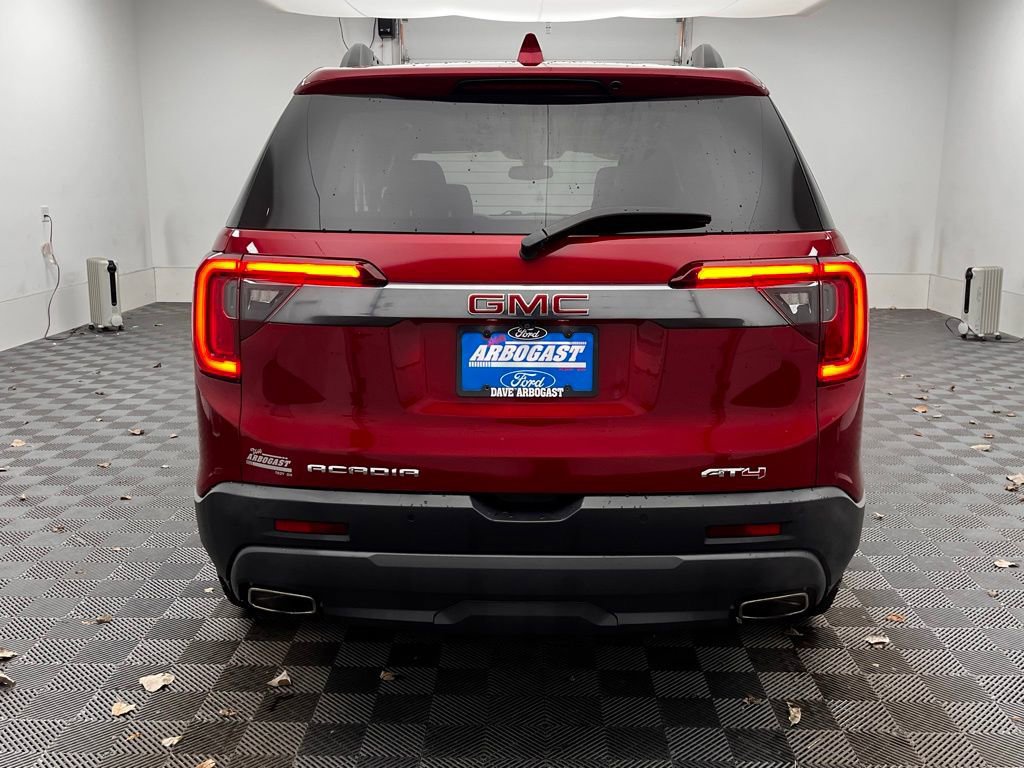Used 2023 GMC Acadia AT4 w/ Preferred Package image 4