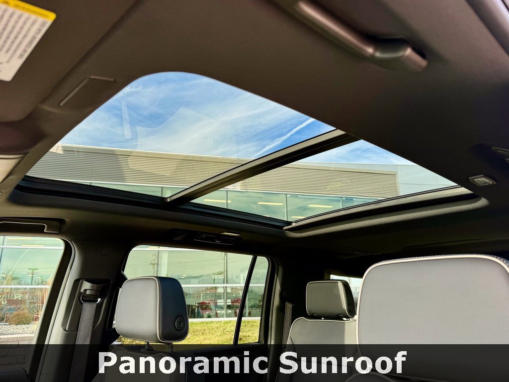 Used 2025 Chevrolet Suburban Premier w/ Sun And Tow Package image 35