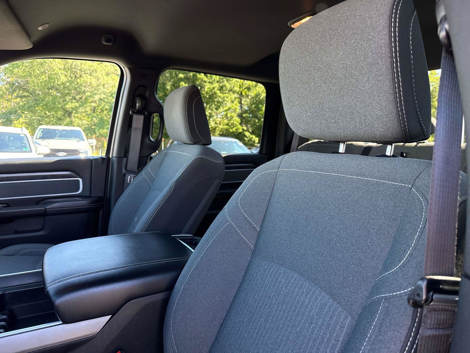 Used 2022 RAM 2500 Big Horn w/ Night Edition AWD/4WD image 19