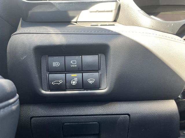 Used 2022 Toyota Highlander Limited image 23