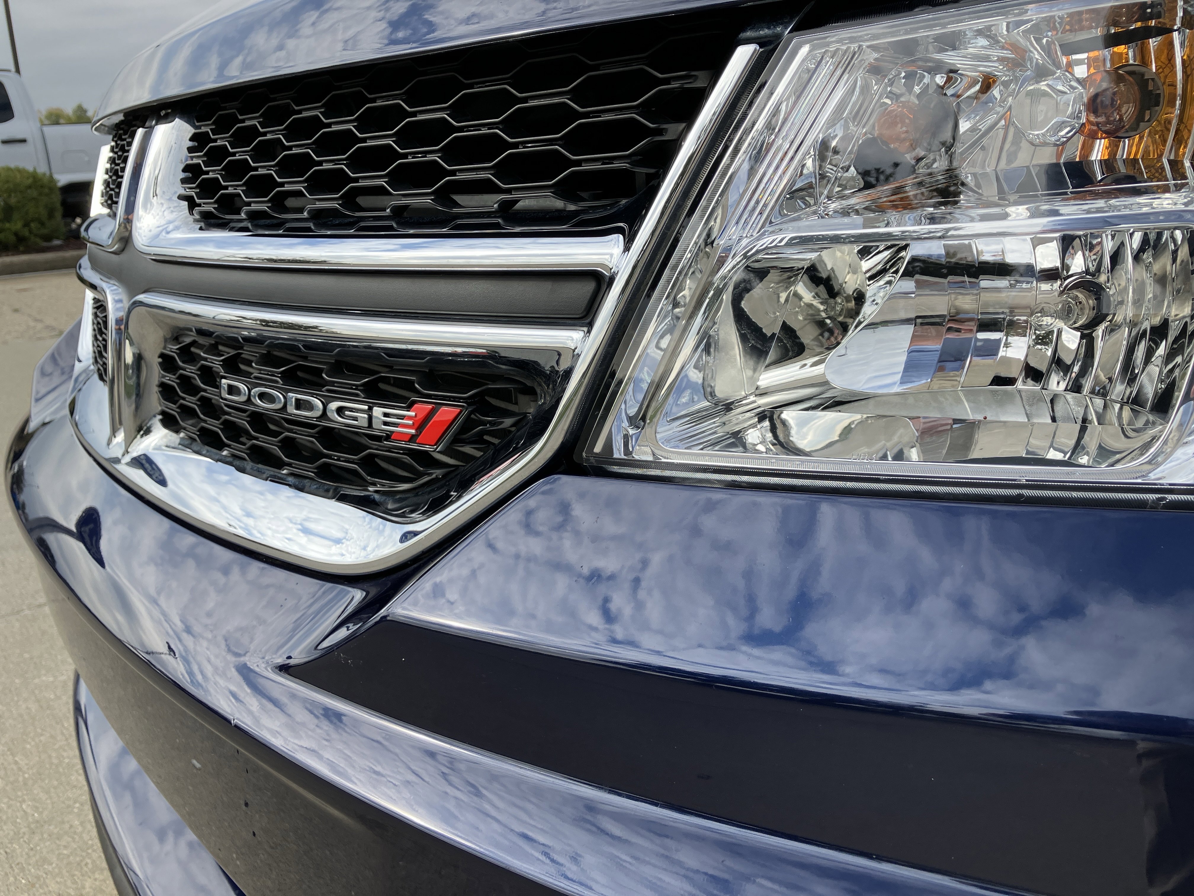 Used 2020 Dodge Journey SE image 9