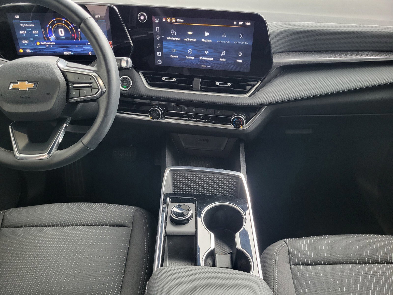 Used 2026 Chevrolet Equinox LT w/ Safety and Technology Package image 13