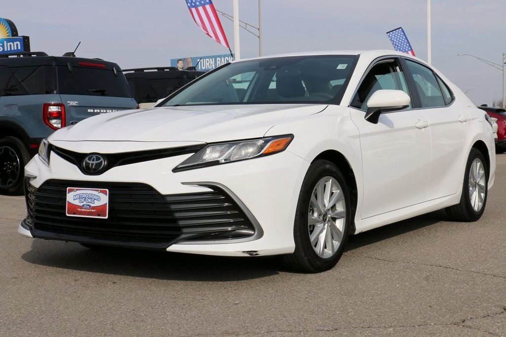Used 2024 Toyota Camry LE video 1