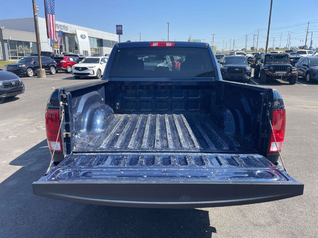 Used 2021 RAM 1500 Classic SLT RWD image 10
