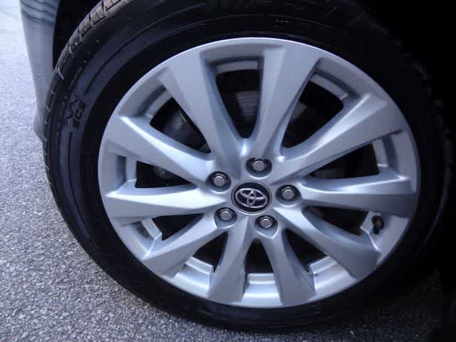Used 2019 Toyota Camry LE FWD image 29