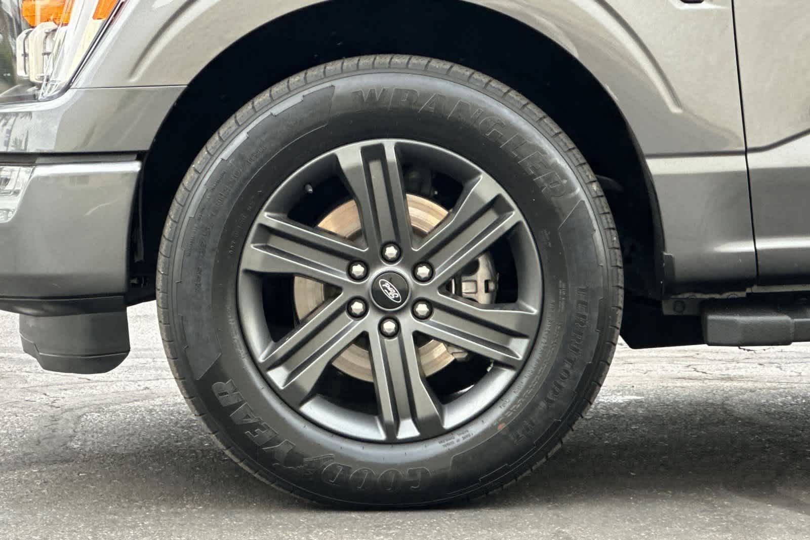 Certified 2023 Ford F150 Lariat RWD image 27
