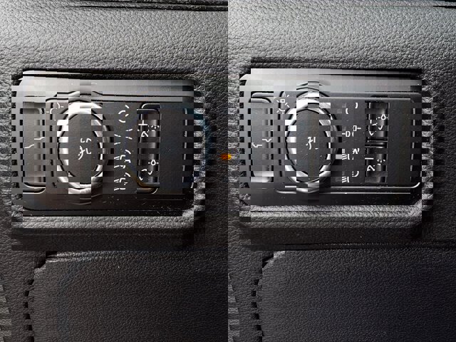 Certified 2023 Ford Explorer ST-Line image 21