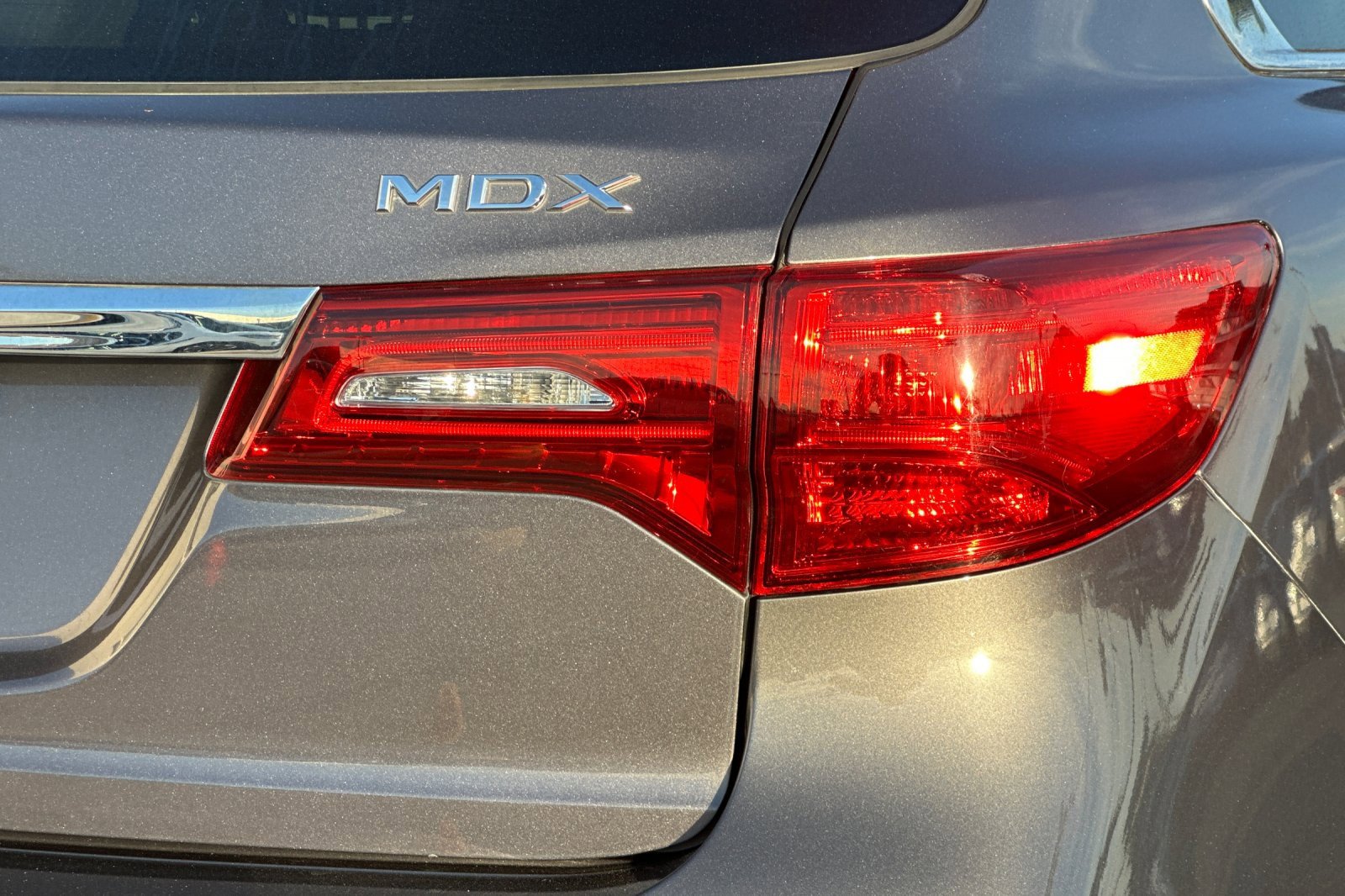 Used 2020 Acura MDX FWD w/ Advance Package image 28