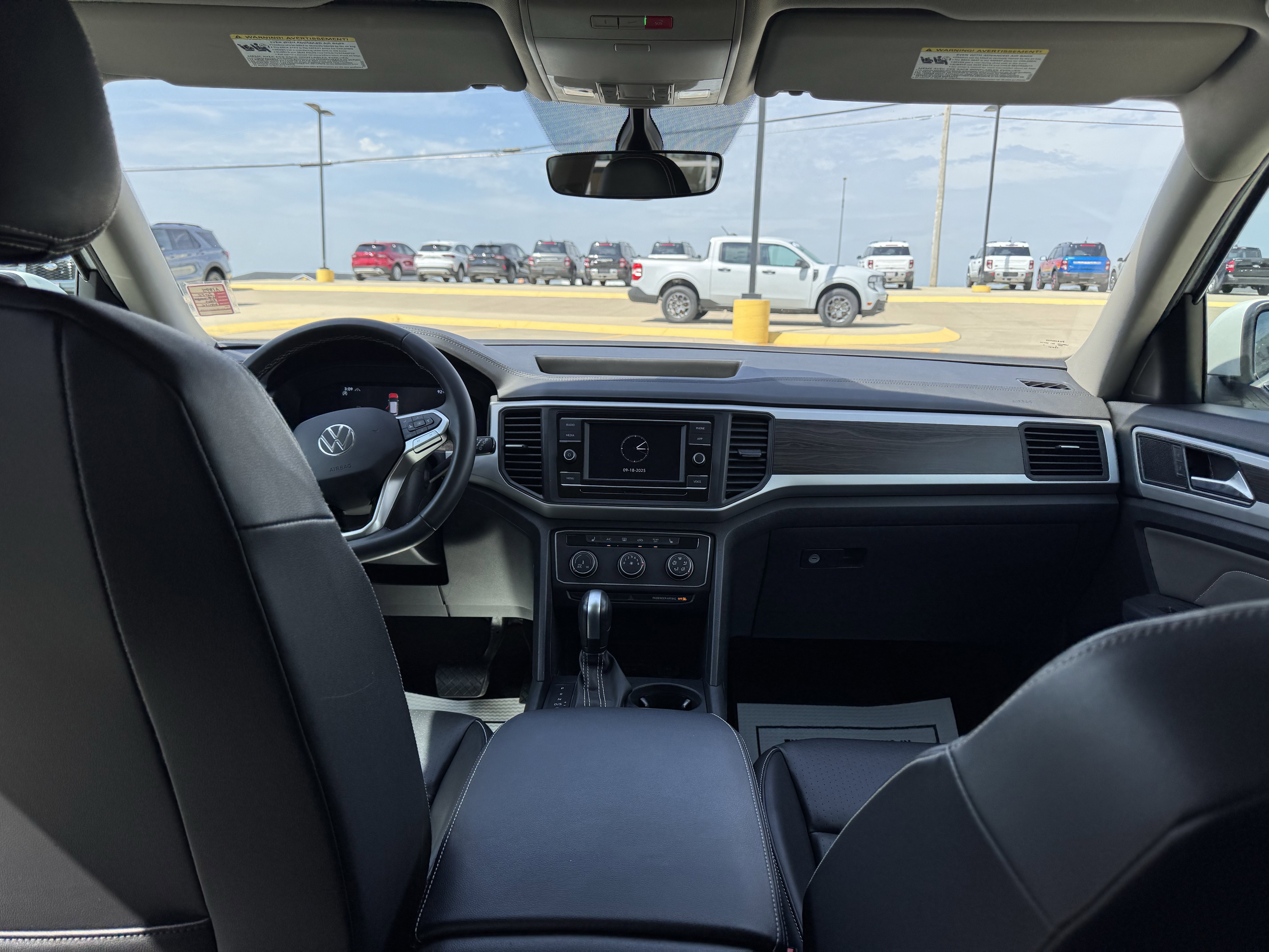 Used 2022 Volkswagen Atlas SE image 33