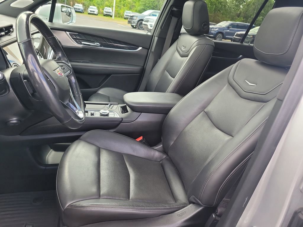 Used 2020 Cadillac XT6 Premium Luxury image 19
