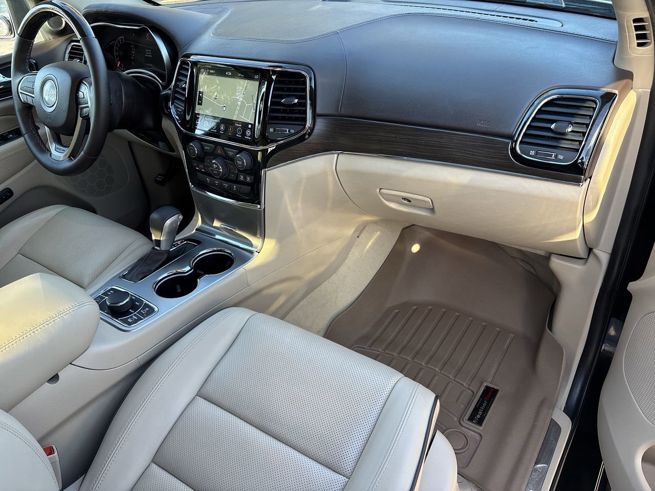Used 2020 Jeep Grand Cherokee Overland image 19