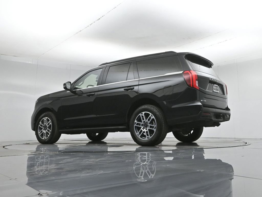 Certified 2025 Ford Expedition Active AWD/4WD image 57