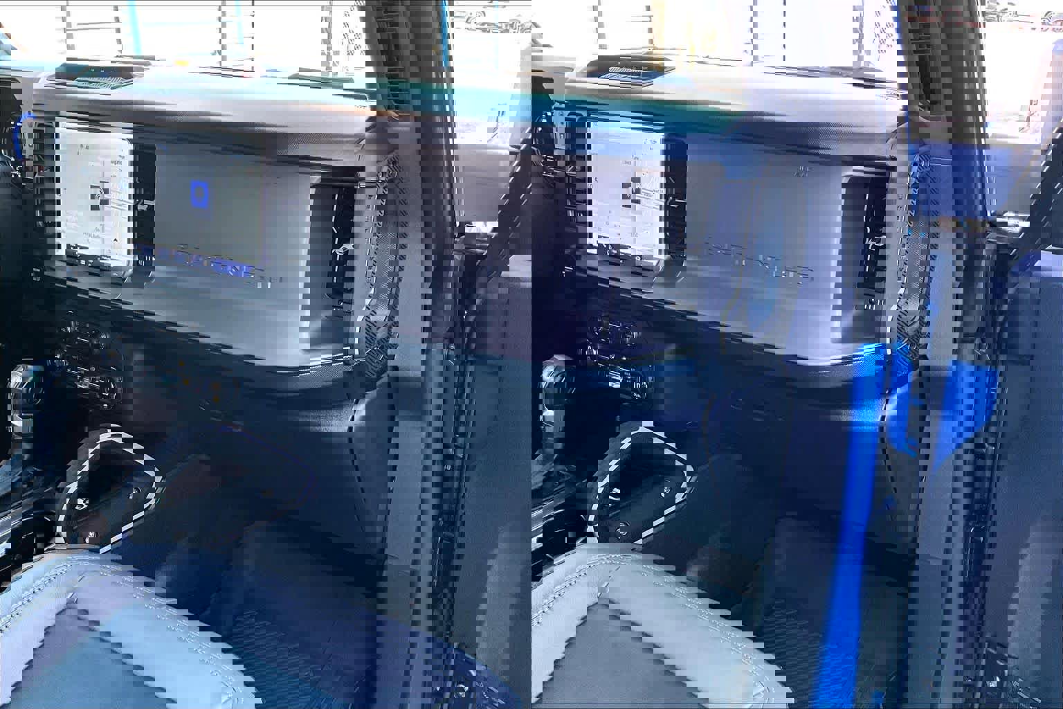 Certified 2021 Ford Bronco Outer Banks image 19