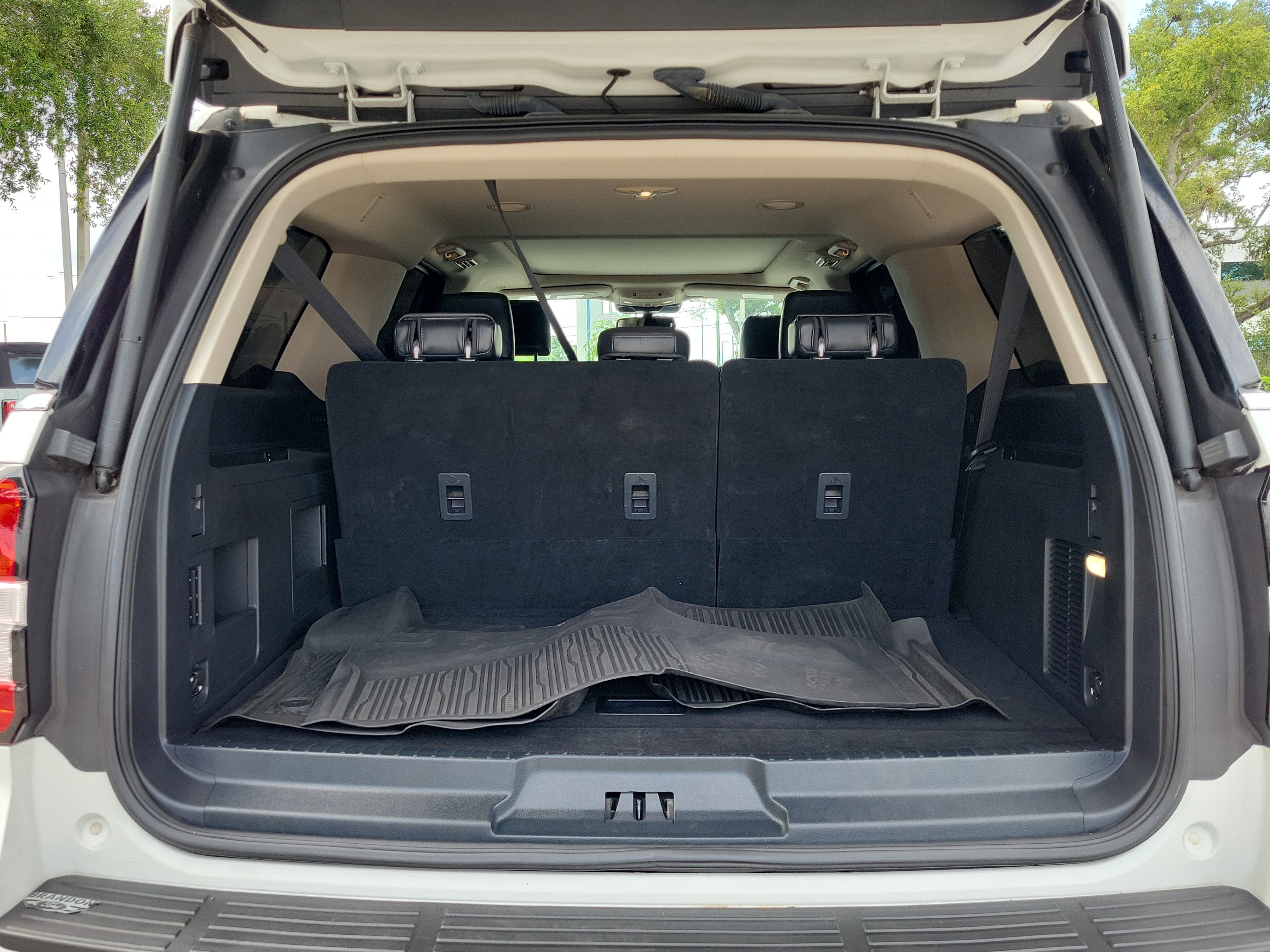 Certified 2024 Ford Expedition Max XLT RWD image 9