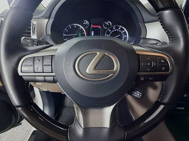 Used 2023 Lexus GX 460 Luxury w/ Sport Design Package AWD/4WD image 13