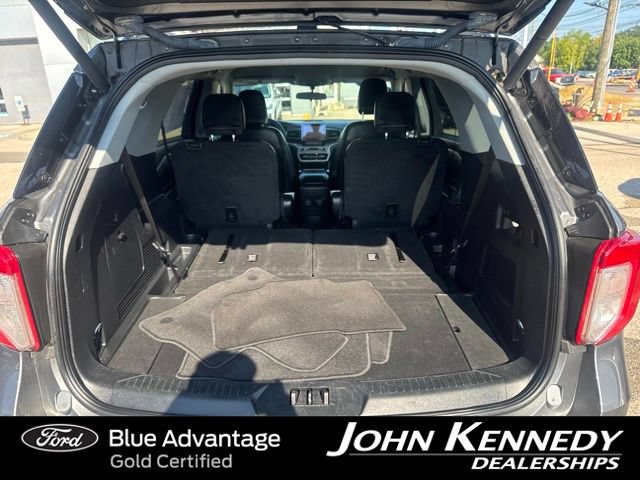 Certified 2023 Ford Explorer XLT w/ Equipment Group 202A AWD/4WD image 30