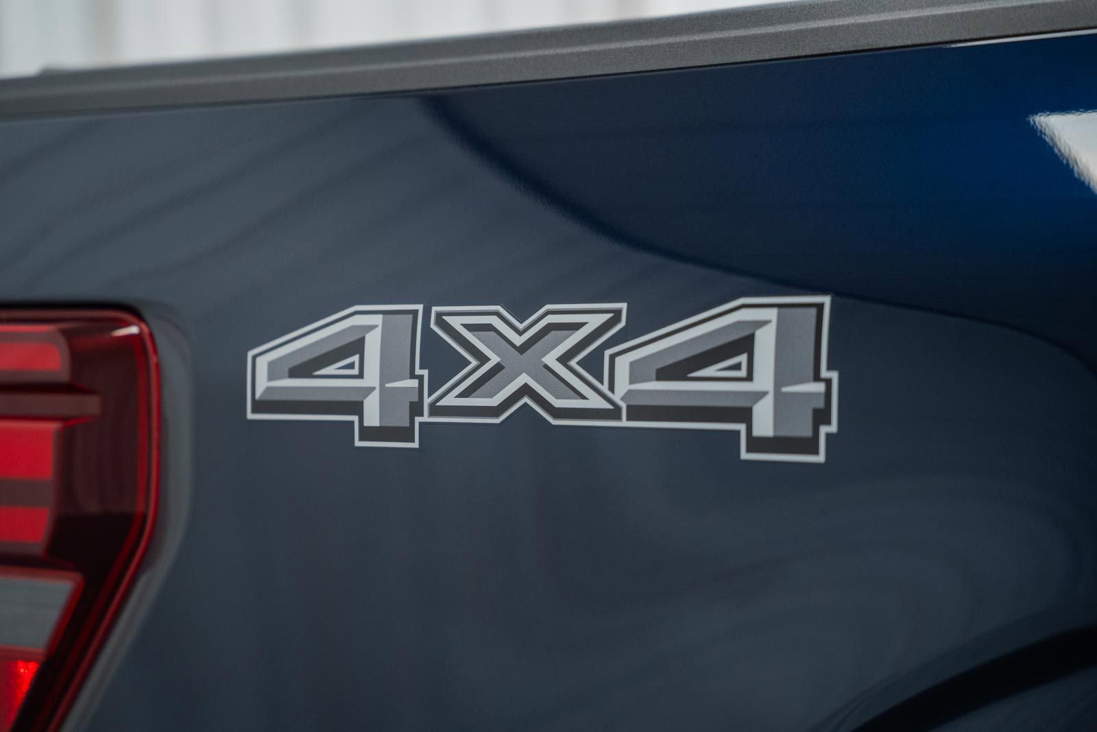 Certified 2024 Ford F150 Lariat w/ Equipment Group 502A High image 27