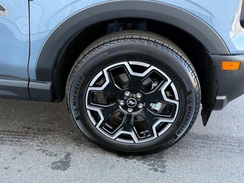 Certified 2025 Ford Bronco Sport Outer Banks image 8