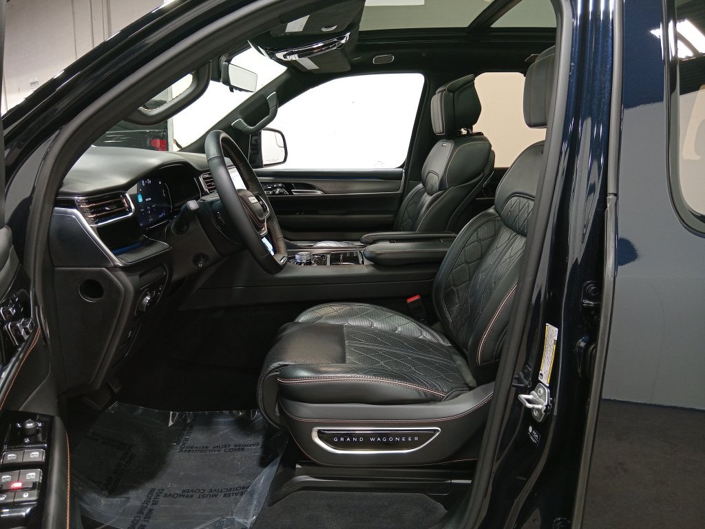 Used 2023 Jeep Grand Wagoneer L Series III w/ Quick Order Packagew 28T AWD/4WD image 17