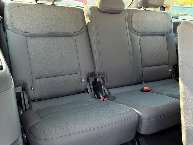 Certified 2025 Ford Expedition Active image 40