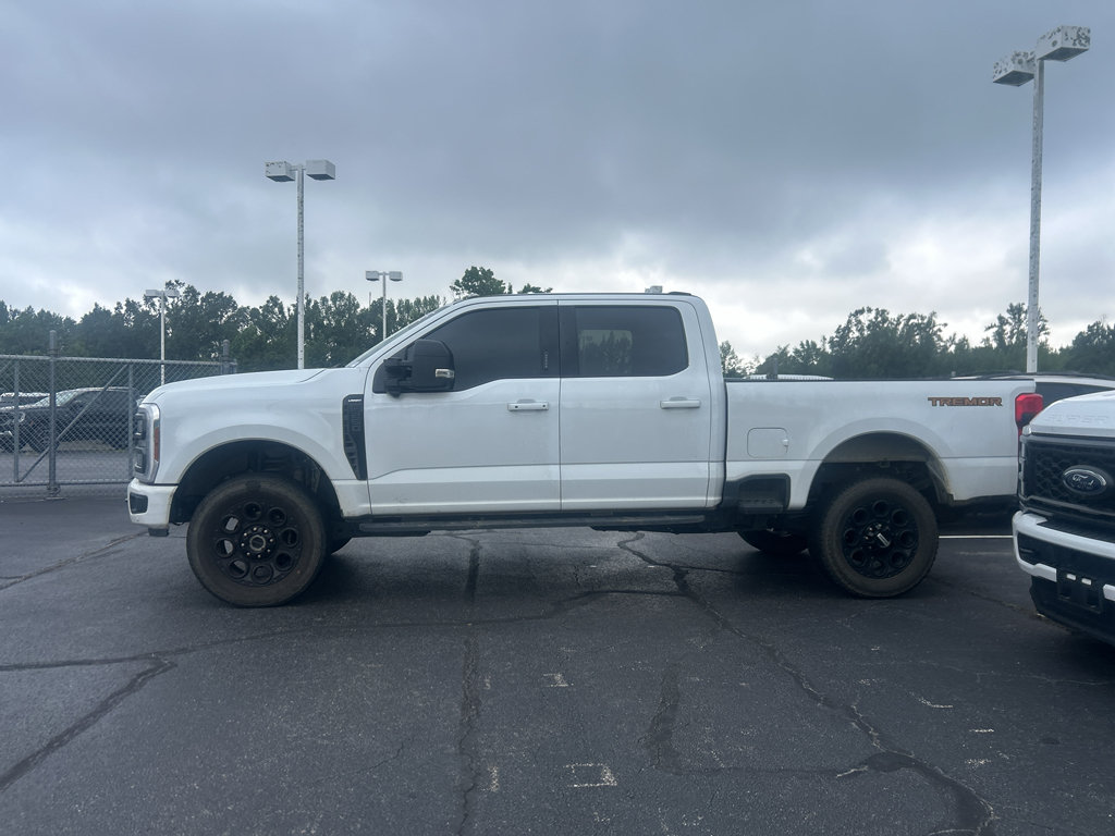 Certified 2024 Ford F250 Lariat w/ Lariat Ultimate Package AWD/4WD image 4