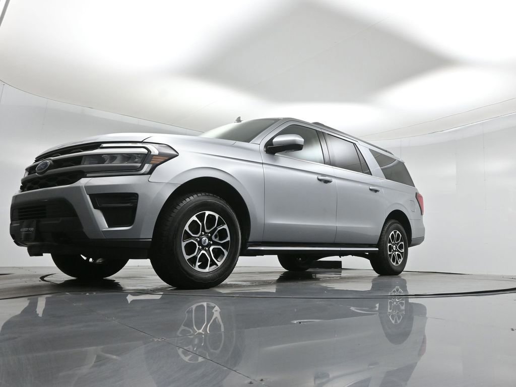 Certified 2023 Ford Expedition Max XLT image 28
