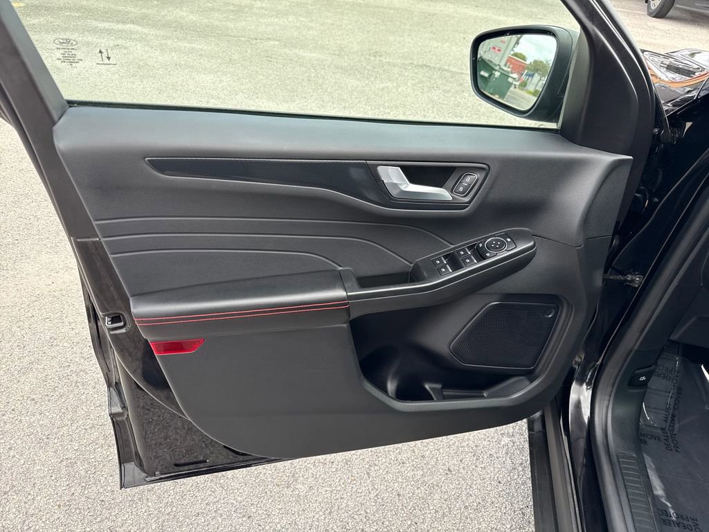 Certified 2024 Ford Escape ST-Line w/ Tech Pack #1 image 13