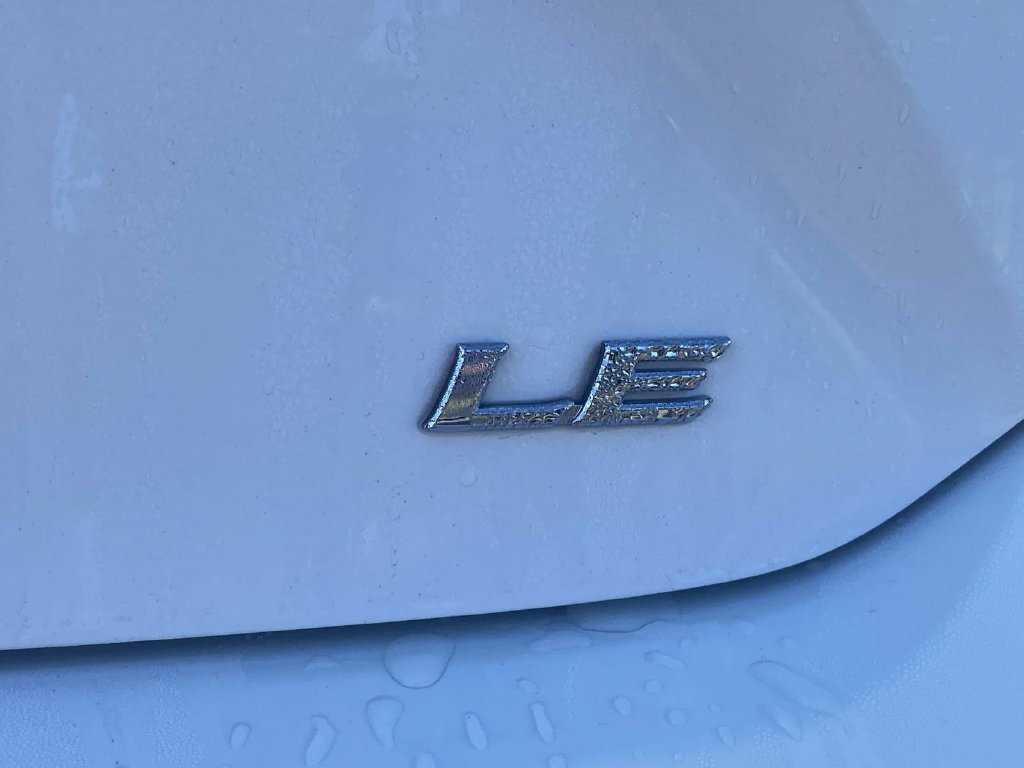 Used 2025 Toyota Camry LE FWD image 6