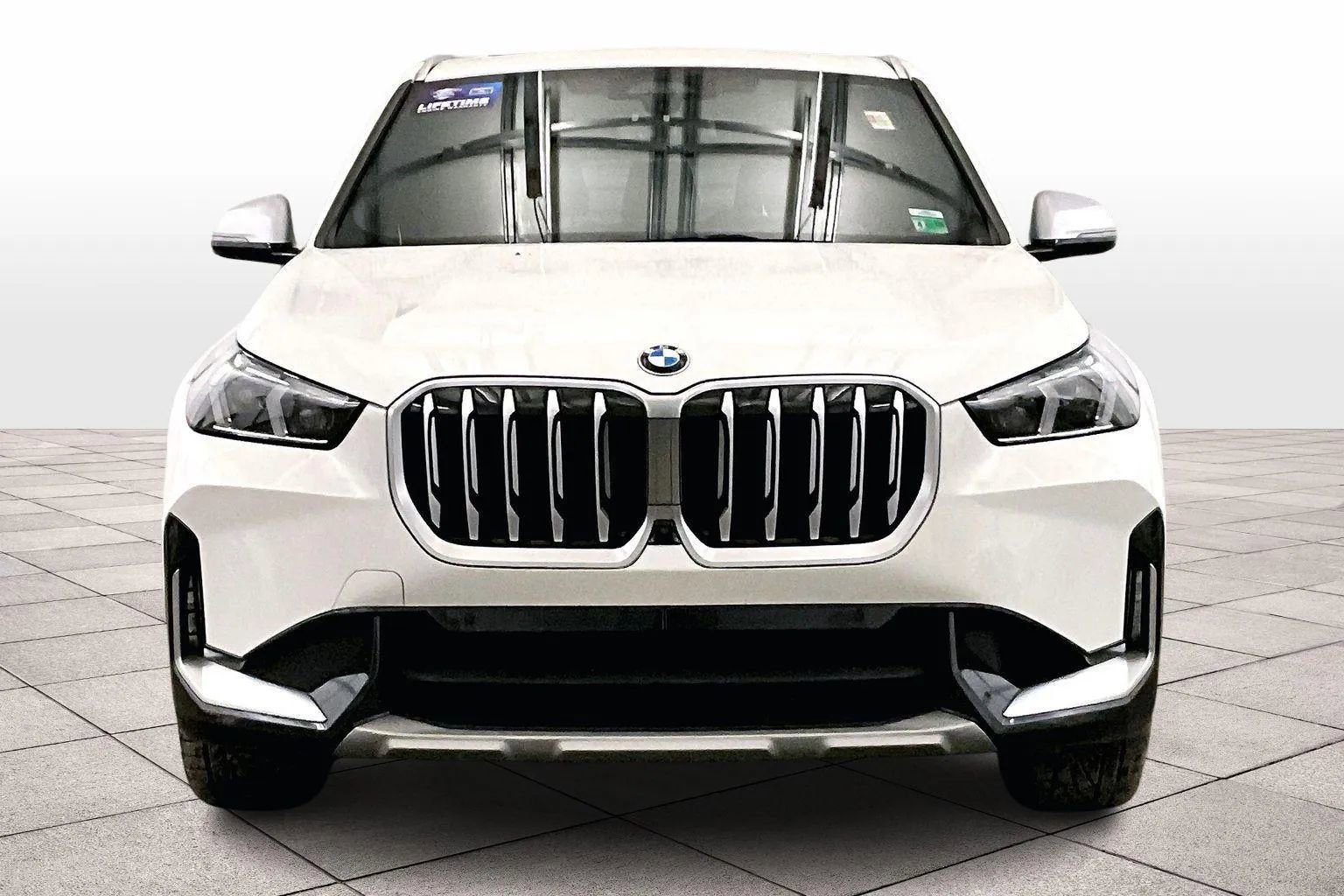 Used 2023 BMW X1 xDrive28i w/ Premium Package image 6