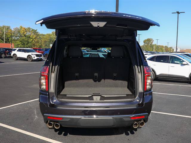 Used 2024 Chevrolet Tahoe Premier AWD/4WD image 16