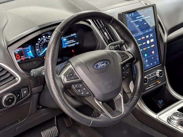 Certified 2024 Ford Edge SEL AWD/4WD image 9